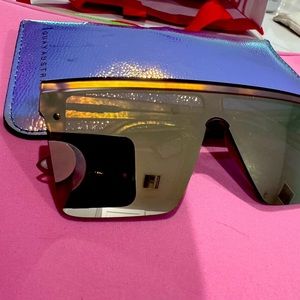 Quay sunglasses